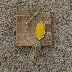Kendra Scott pendant necklace